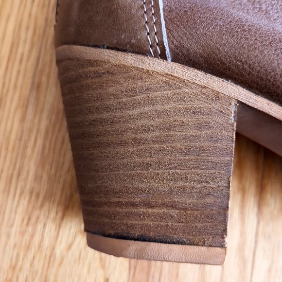 [SOLD] Felmini Soft Pebbled Leather Lace Up Peep Toe Portugal Block Heel Bootie - Picture 8 of 16